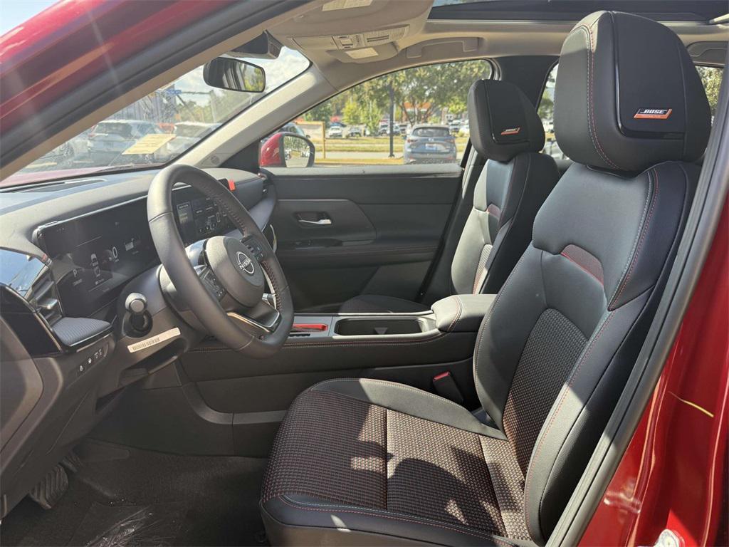 new 2025 Nissan Kicks car, priced at $28,956