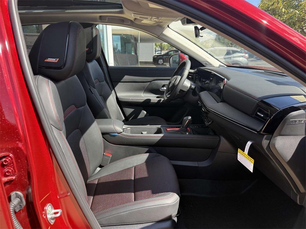 new 2025 Nissan Kicks car, priced at $28,956