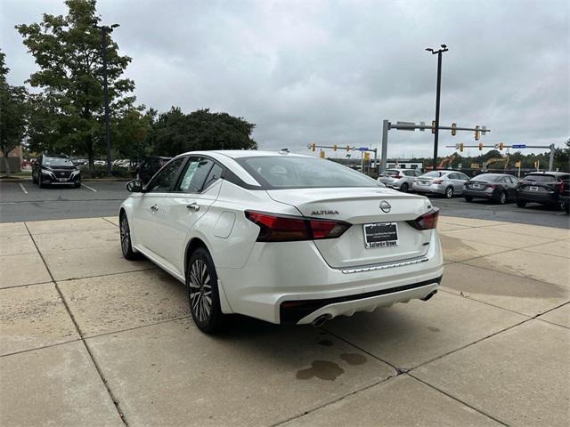 used 2023 Nissan Altima car, priced at $25,000