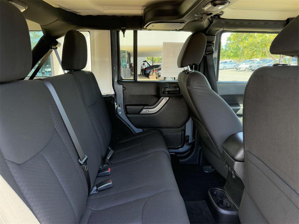 used 2015 Jeep Wrangler Unlimited car, priced at $17,000