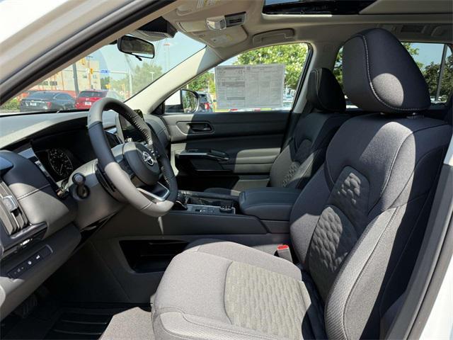 new 2025 Nissan Pathfinder car, priced at $41,971