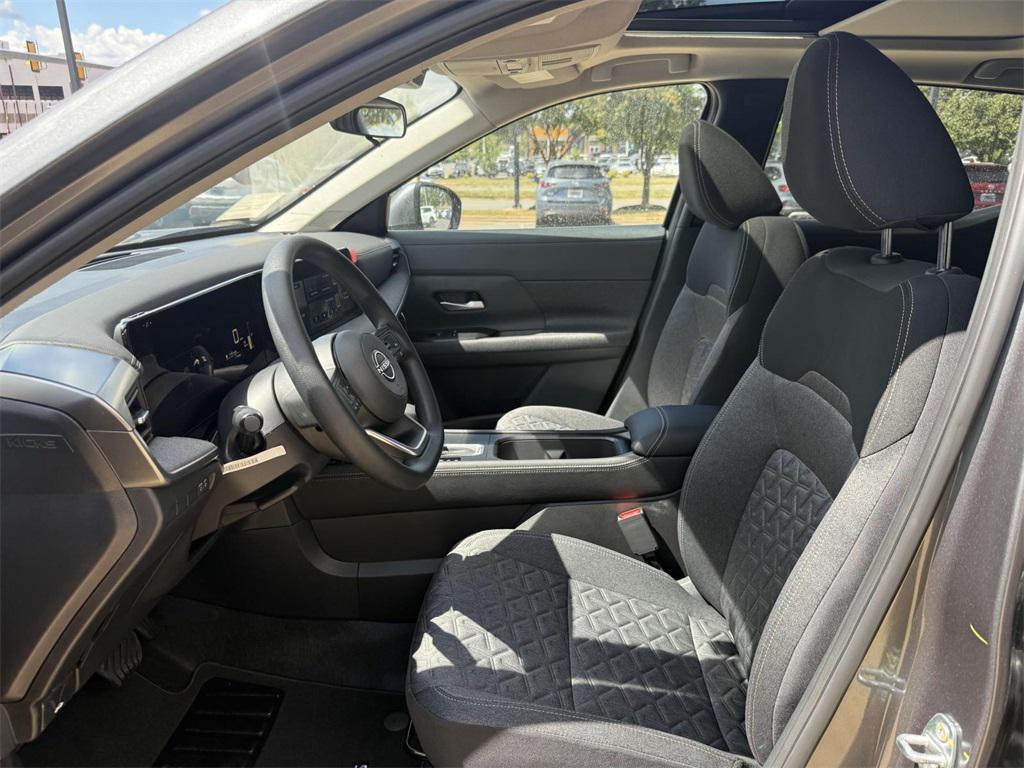 new 2025 Nissan Kicks car, priced at $26,653