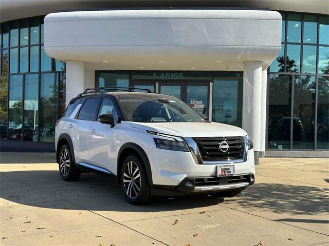 new 2025 Nissan Pathfinder car, priced at $53,903