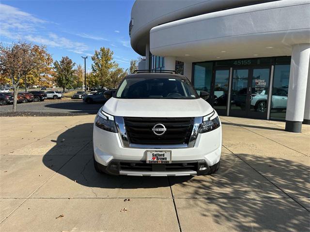 new 2025 Nissan Pathfinder car, priced at $53,903