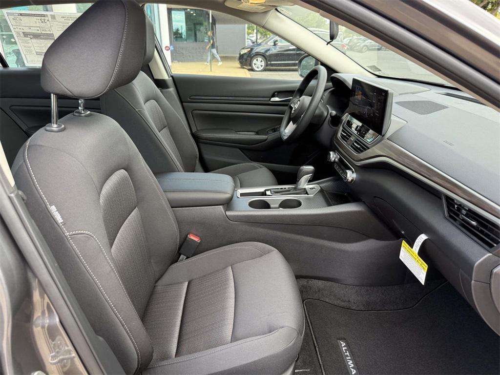 new 2025 Nissan Altima car, priced at $27,750