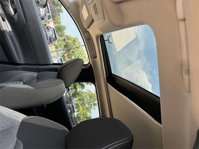new 2025 Nissan Kicks car, priced at $27,643
