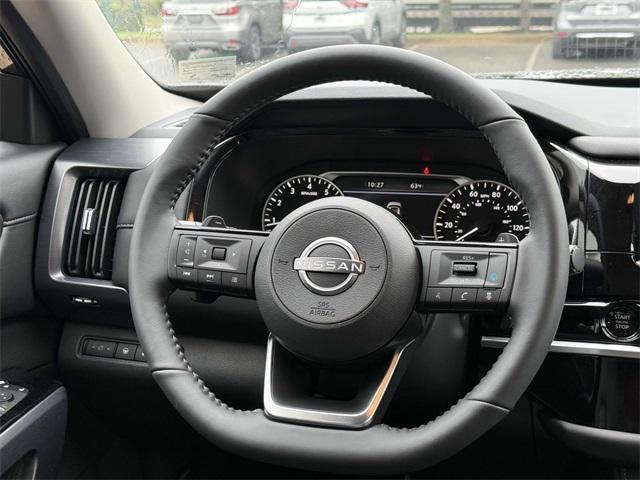 new 2025 Nissan Pathfinder car, priced at $44,021