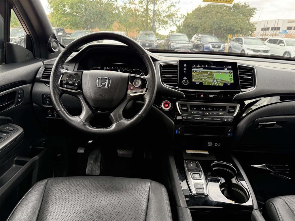 used 2022 Honda Passport car, priced at $30,900