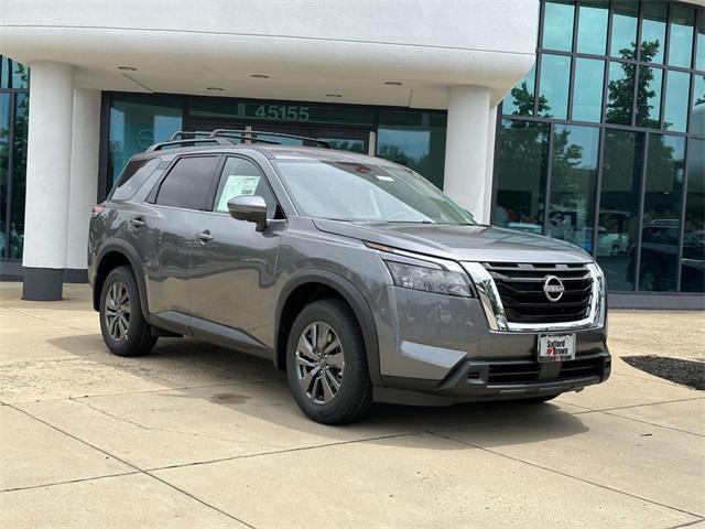 new 2024 Nissan Pathfinder car, priced at $37,402