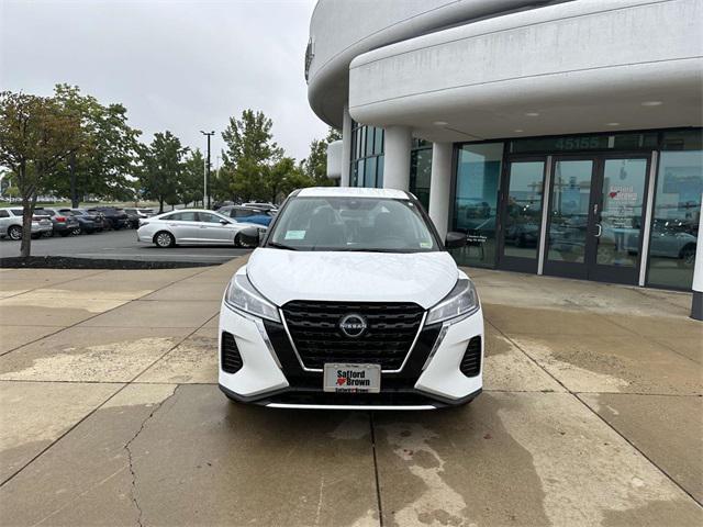 new 2024 Nissan Kicks car, priced at $19,984