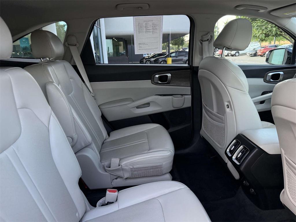 used 2021 Kia Sorento car, priced at $19,994