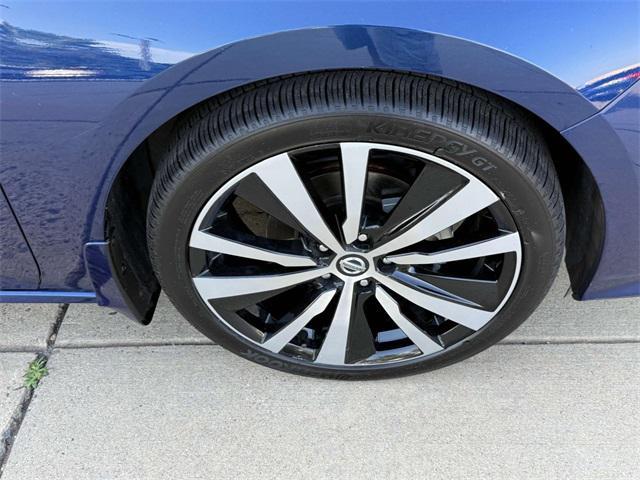used 2019 Nissan Altima car, priced at $19,500