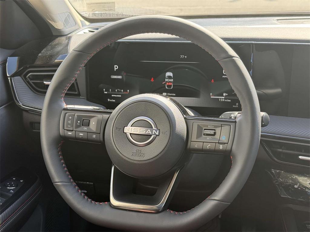 new 2025 Nissan Kicks car, priced at $28,976
