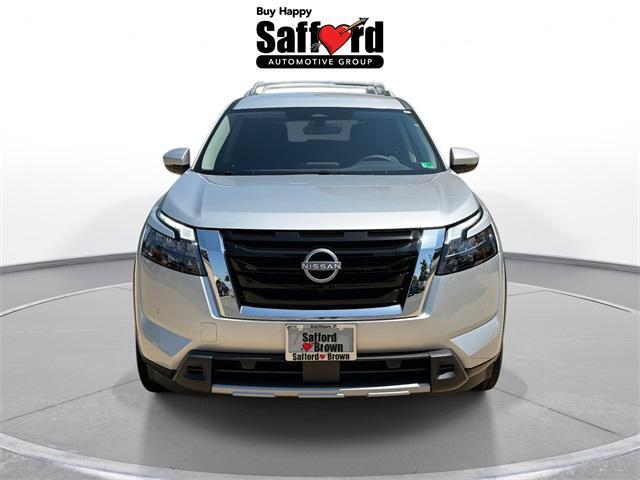 new 2025 Nissan Pathfinder car, priced at $42,638