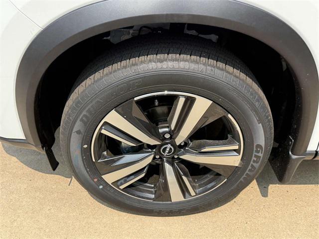 new 2025 Nissan Rogue car, priced at $38,256