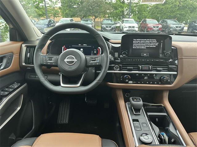 new 2024 Nissan Pathfinder car, priced at $48,082