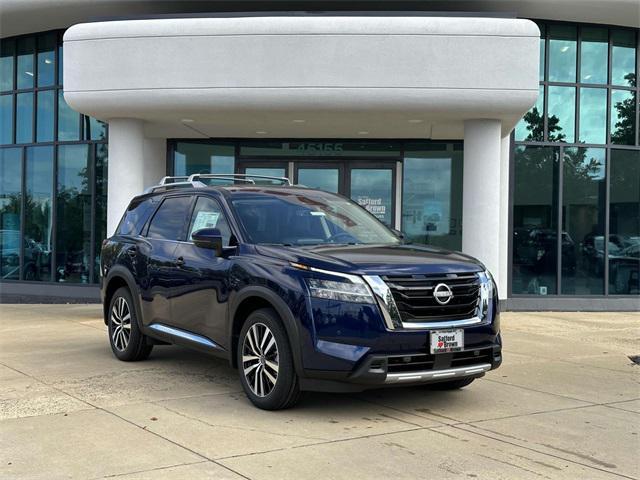 new 2024 Nissan Pathfinder car, priced at $46,220