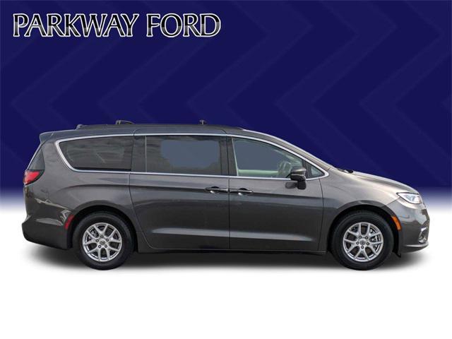used 2022 Chrysler Pacifica car, priced at $24,966