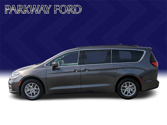 used 2022 Chrysler Pacifica car, priced at $25,989