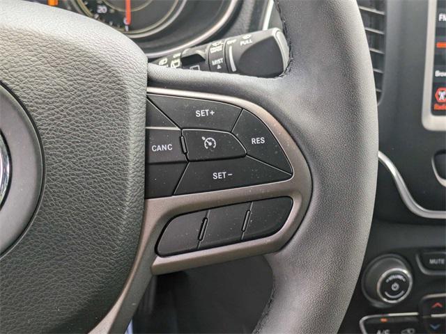 used 2022 Jeep Cherokee car, priced at $22,595