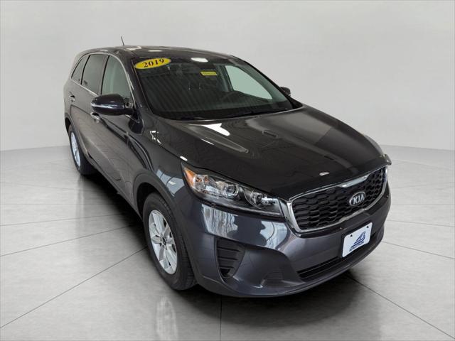 used 2019 Kia Sorento car, priced at $16,267