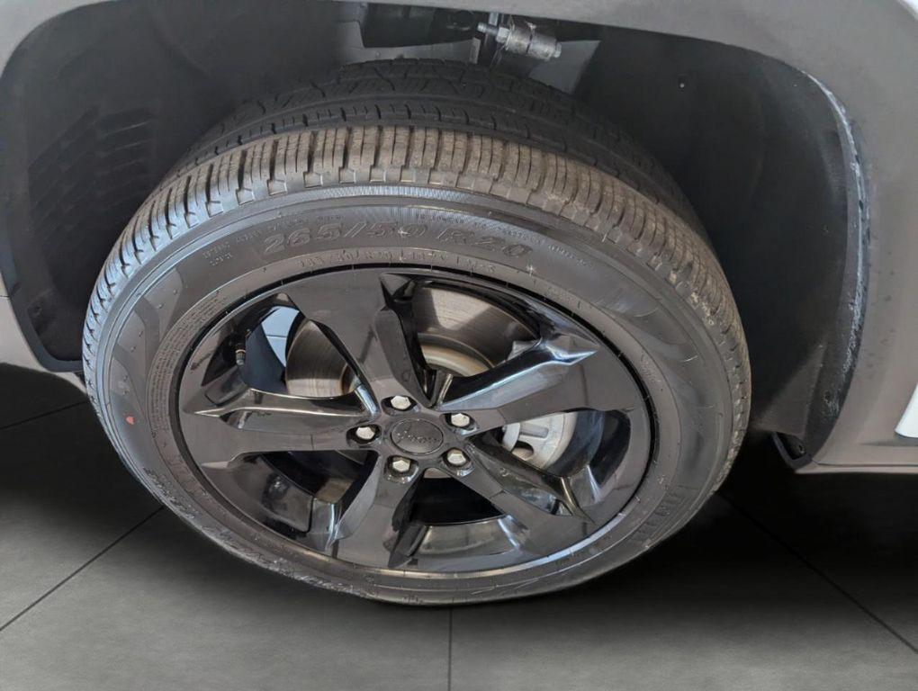 new 2025 Jeep Grand Cherokee L car, priced at $47,965