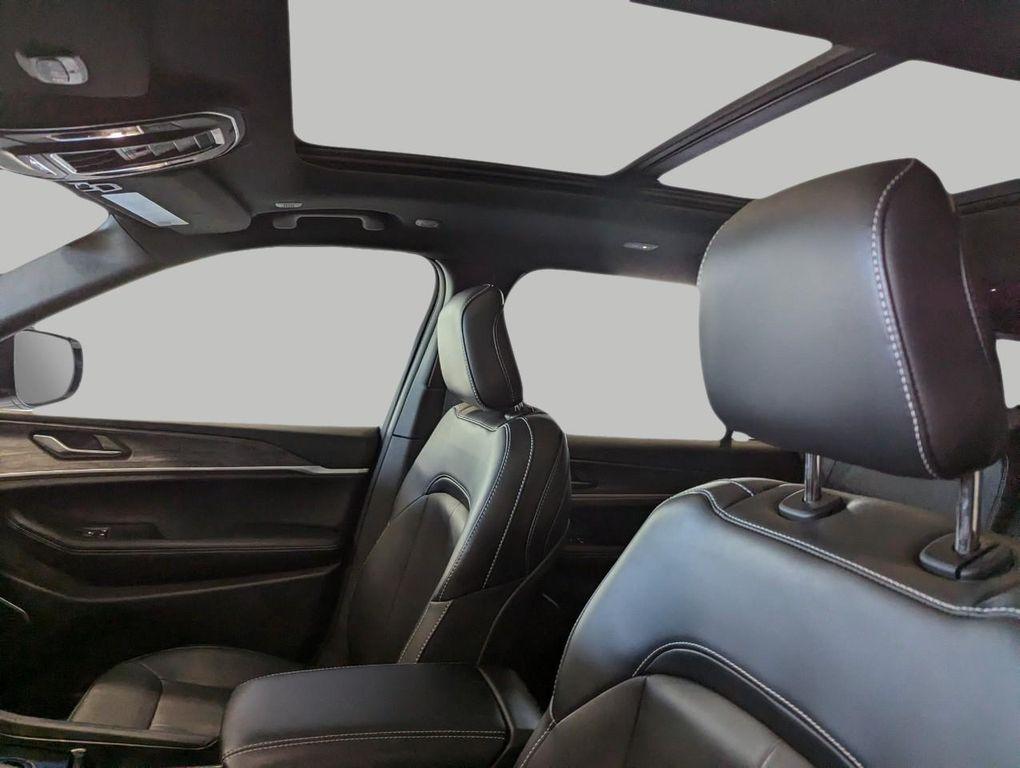 new 2025 Jeep Grand Cherokee L car, priced at $47,965