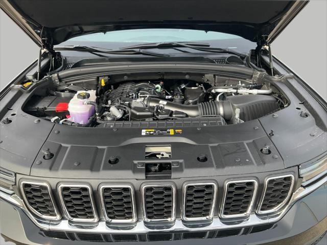 new 2025 Jeep Grand Cherokee car, priced at $41,201