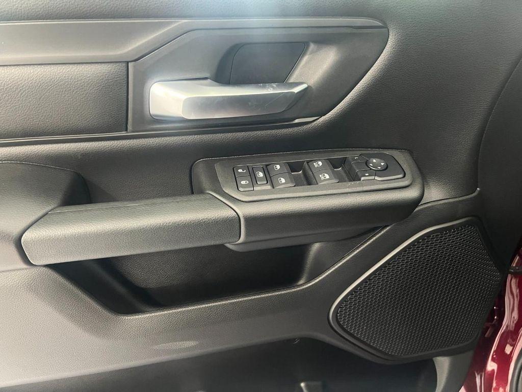 new 2025 Ram 1500 car, priced at $42,554
