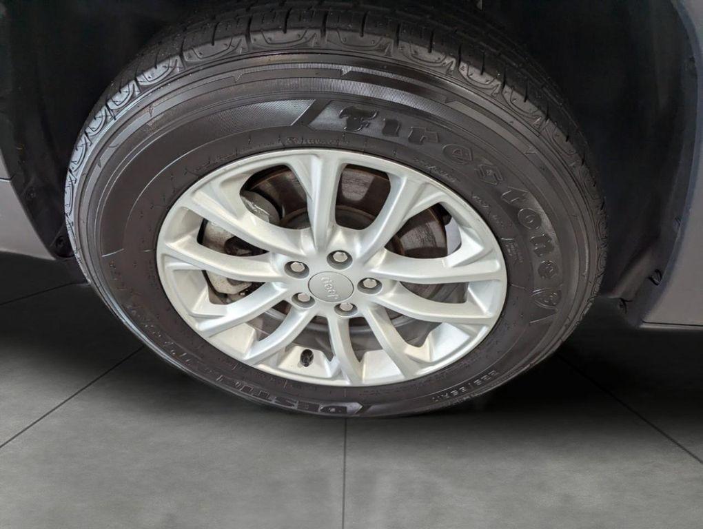 used 2022 Jeep Cherokee car, priced at $24,480