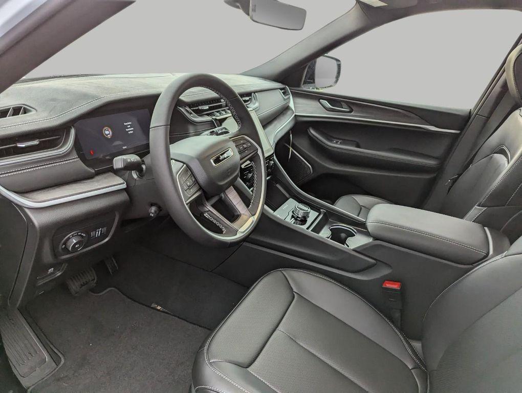 new 2025 Jeep Grand Cherokee L car, priced at $51,142