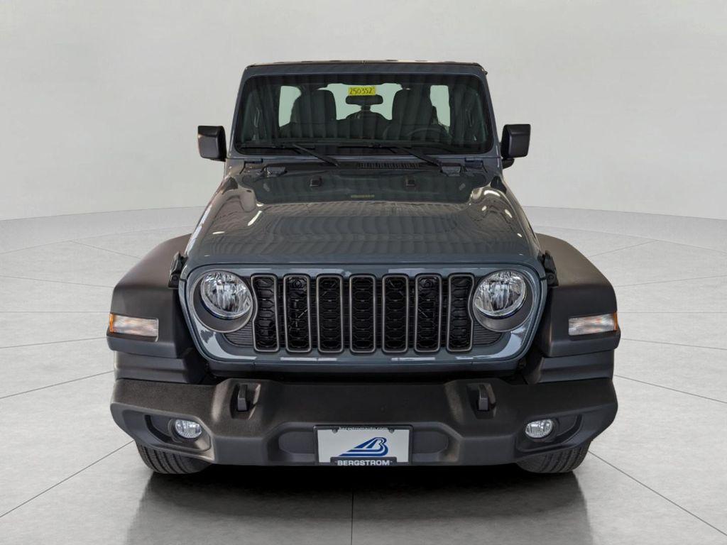 new 2025 Jeep Wrangler car, priced at $43,222