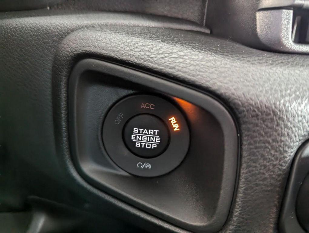 new 2025 Jeep Wrangler car, priced at $43,222