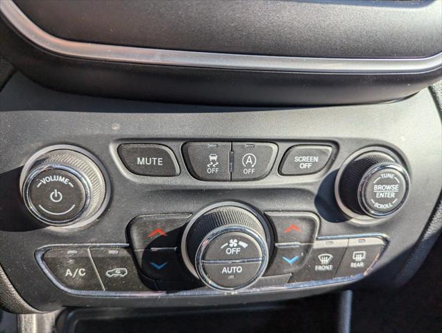 used 2022 Jeep Cherokee car, priced at $23,716