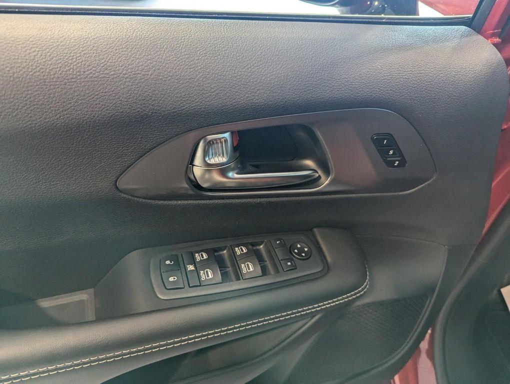 new 2026 Chrysler Pacifica car, priced at $43,461