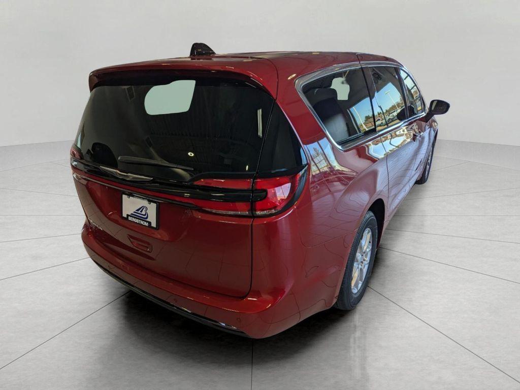 new 2026 Chrysler Pacifica car, priced at $43,461
