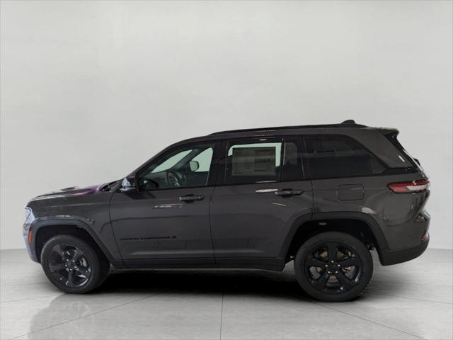 new 2025 Jeep Grand Cherokee car, priced at $45,002