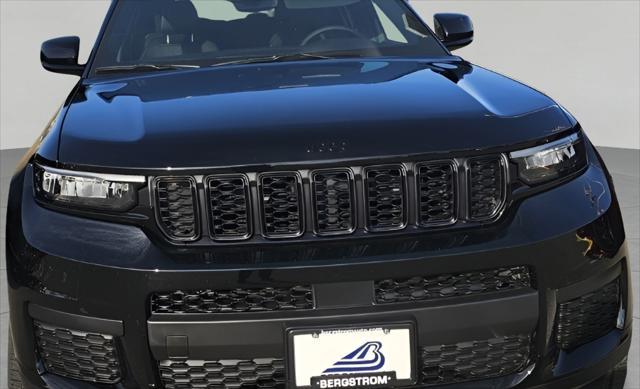new 2024 Jeep Grand Cherokee L car, priced at $42,305