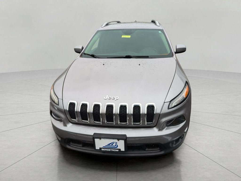 used 2018 Jeep Cherokee car, priced at $10,955