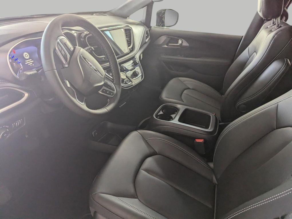 new 2026 Chrysler Pacifica car, priced at $46,154