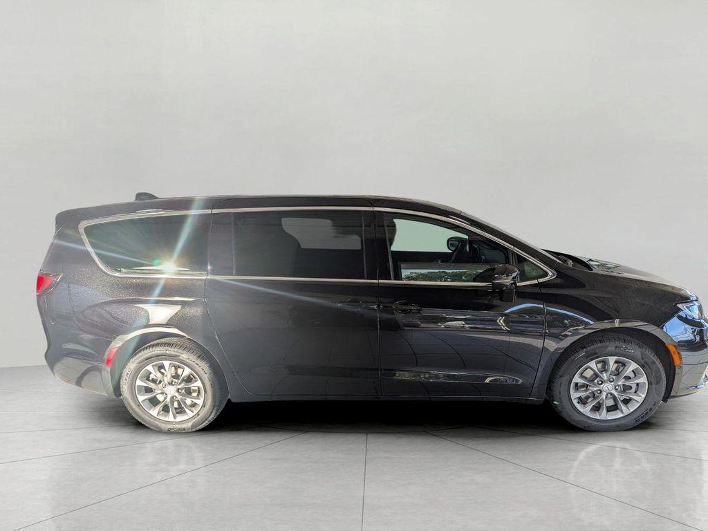 new 2026 Chrysler Pacifica car, priced at $46,154
