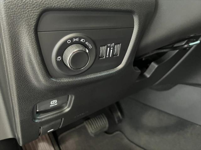 new 2025 Jeep Grand Cherokee L car, priced at $43,716
