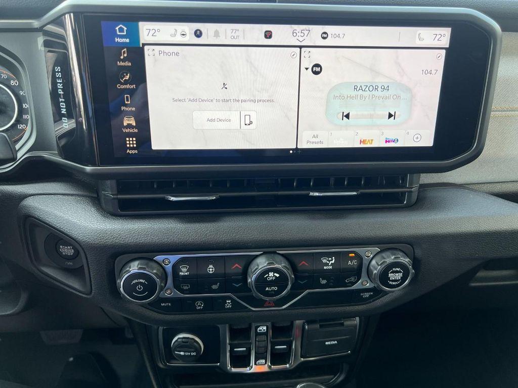 new 2025 Jeep Wrangler car, priced at $46,005