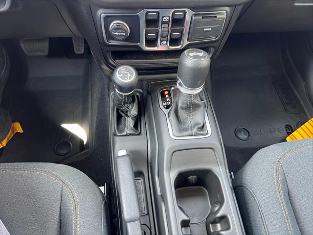 new 2025 Jeep Wrangler car, priced at $46,234