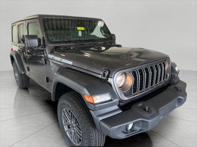 new 2025 Jeep Wrangler car, priced at $46,234
