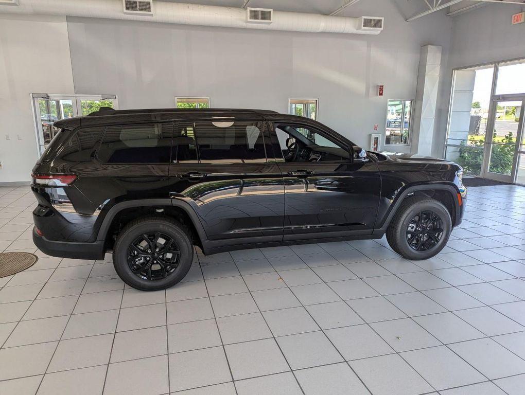 new 2025 Jeep Grand Cherokee L car, priced at $43,934