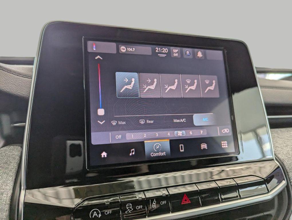 new 2025 Jeep Compass car, priced at $27,715