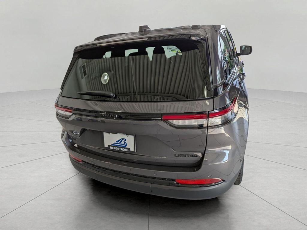 new 2025 Jeep Grand Cherokee car, priced at $48,103