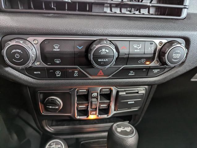 new 2025 Jeep Wrangler car, priced at $41,460
