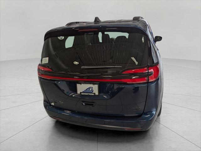 new 2025 Chrysler Pacifica car, priced at $48,972